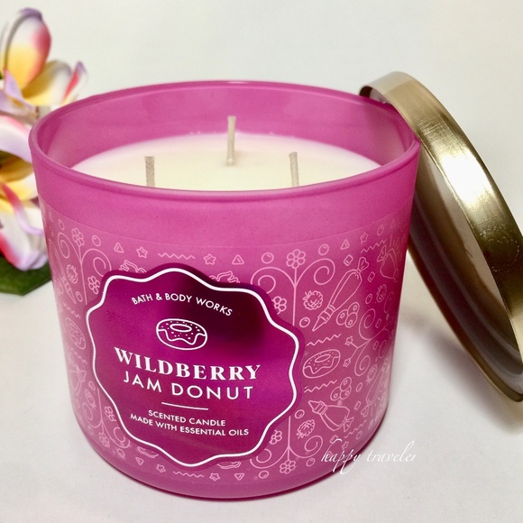 WILDBERRY JAM DONUT 3 Wick Candle - Picture 2 of 4